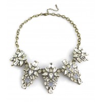  Crystal Wreath Pendant Vintage Bib Necklace